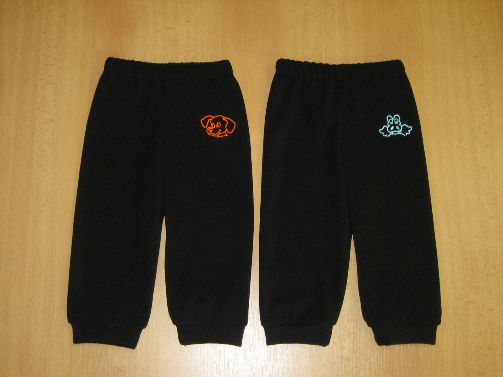 TEPLÁČKY DĚTSKÉ FLEECE S VÝŠIVKOU vel.90 , 100