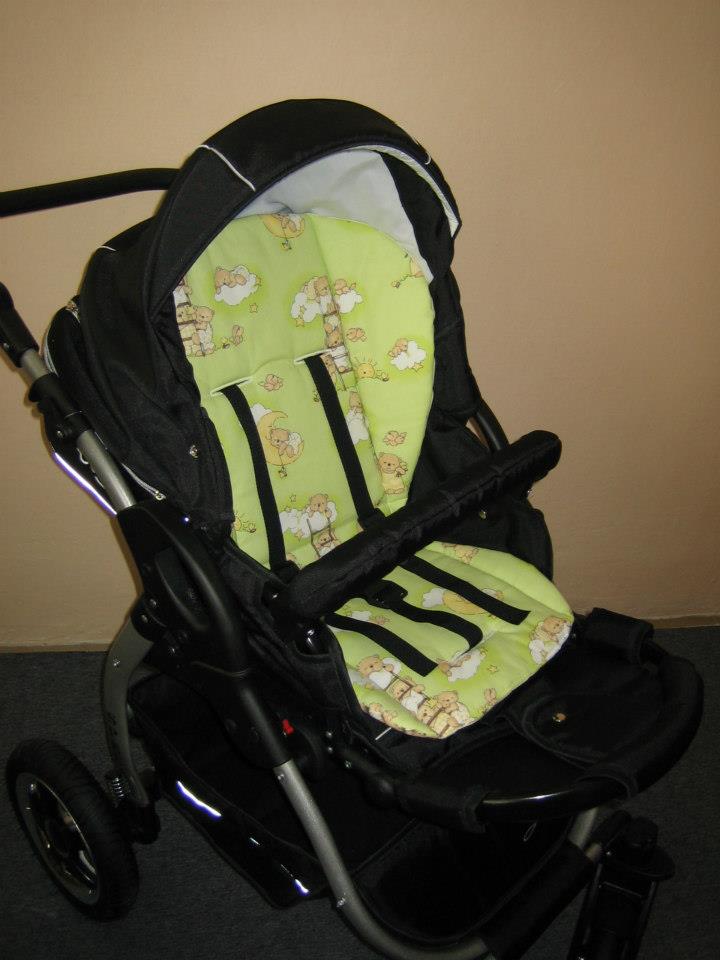 Podložka do kočárku univerzální oboustranná 069