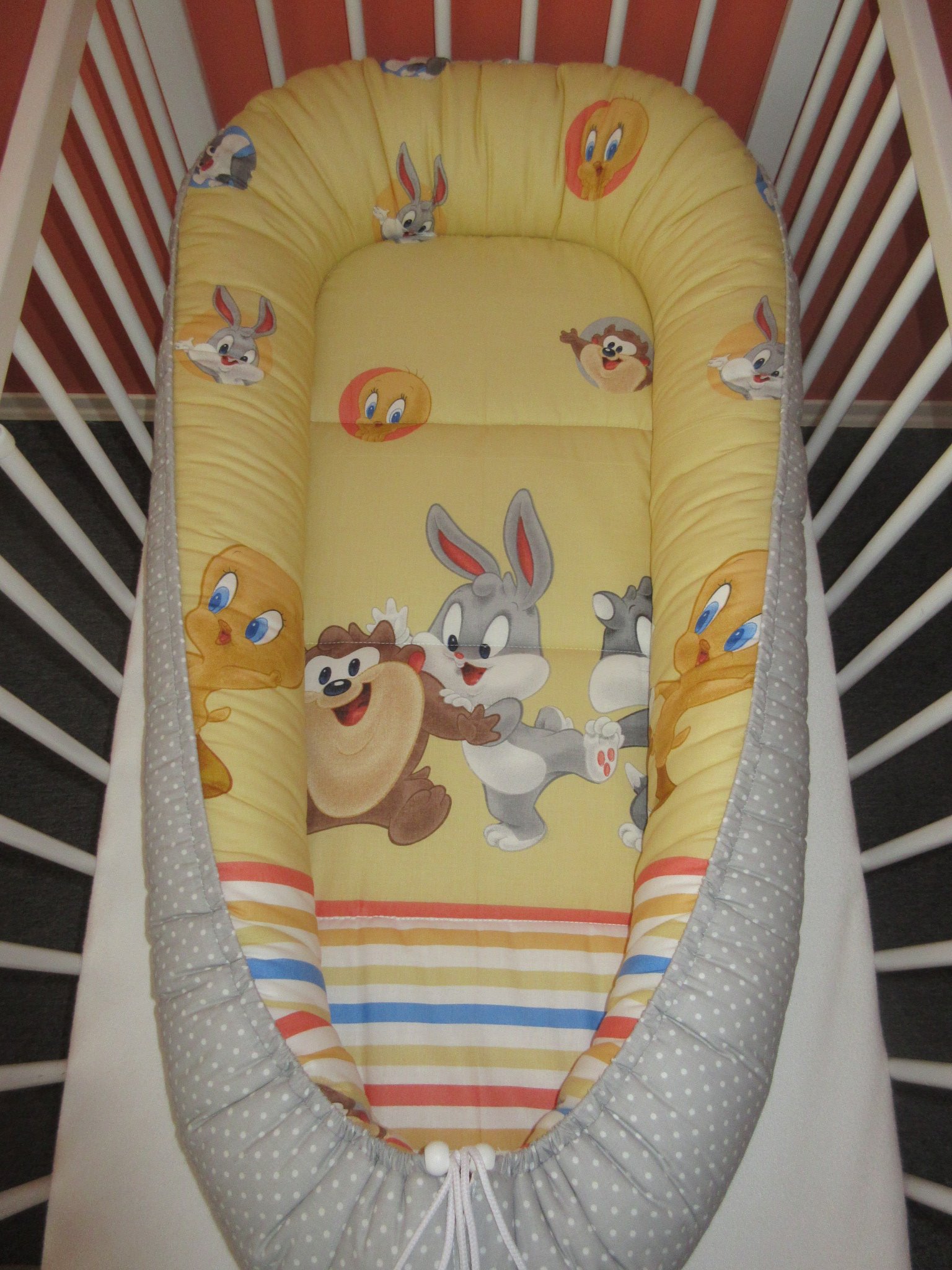Hnízdečko pro miminko 33x90 cm s polštářkem Disney žlutá,šedý puntík