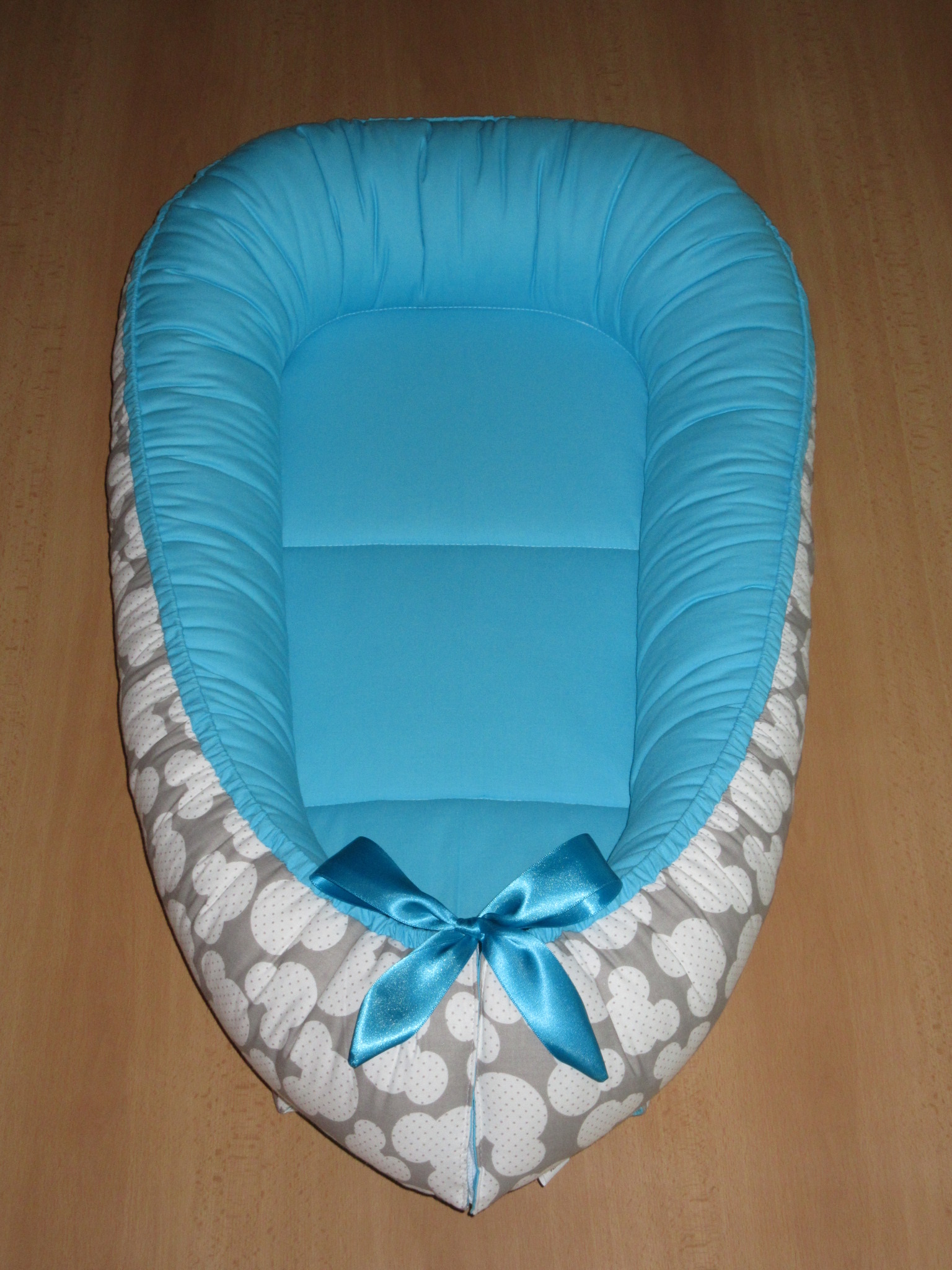 Pelíšek hnízdečko pro miminko Mickey šedá s tyrkysovou