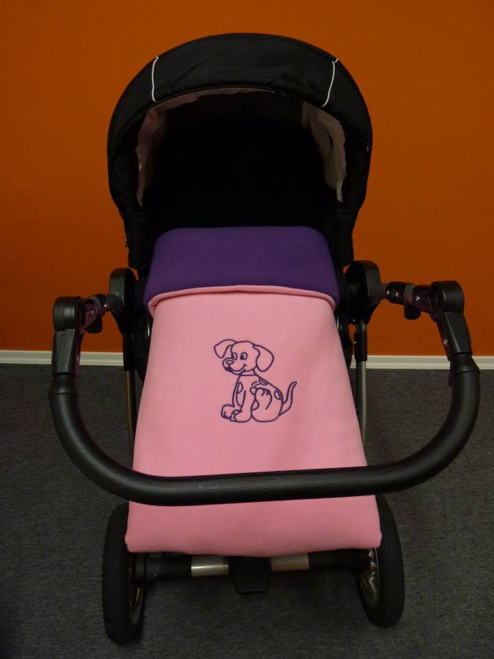 Dětská deka zateplená s výšivkou na obou stranách 70x100 cm