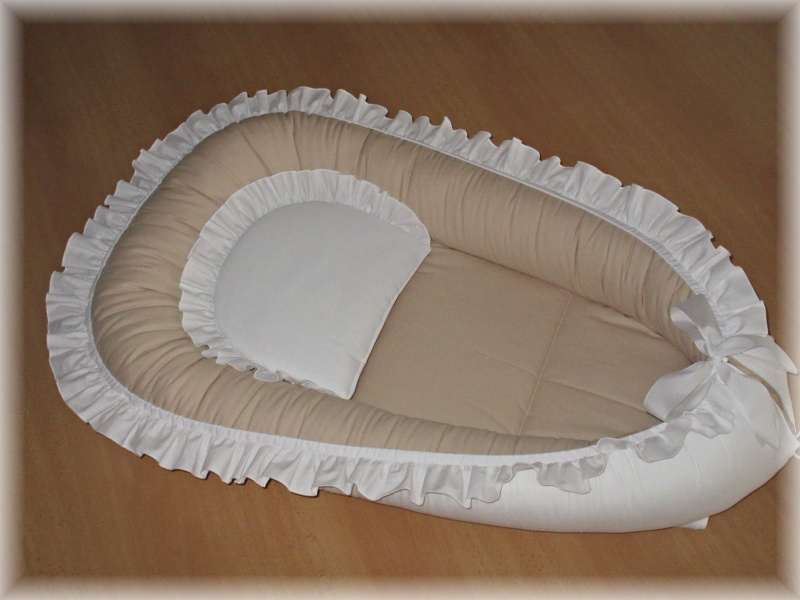 Hnízdečko pro miminko s volánem + polštářek béžové