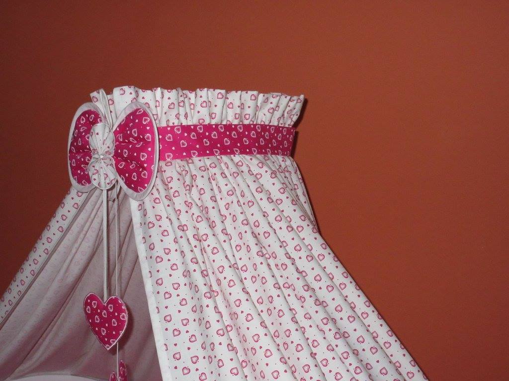 Nebesa bavlna kolem celé postýlky 1