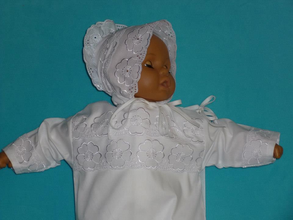 Čepička kojenecká ke křtu madeira