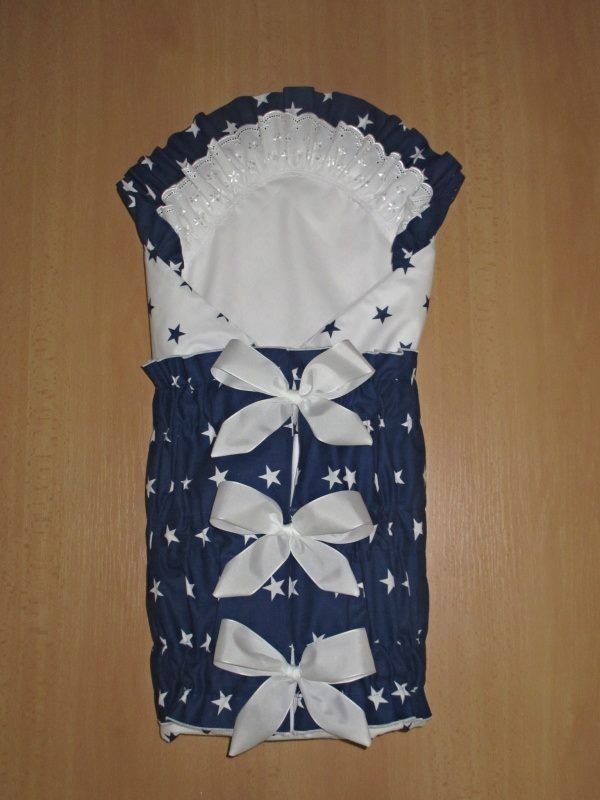 Zavinovačka klasická stahovací 2 kanýry s krajkou bavlna plátno potisk 85x85 cm