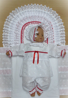 Oblečky pro reborn panenku madeira s krajkou - košilka, kalhotky, čepička vel. 58